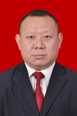 王罡罡.jpg