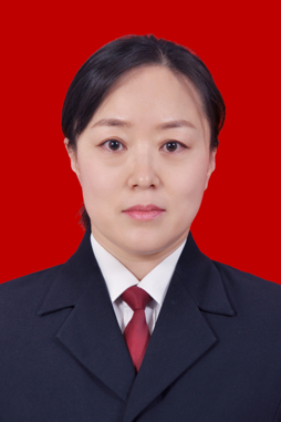 王芳.jpg